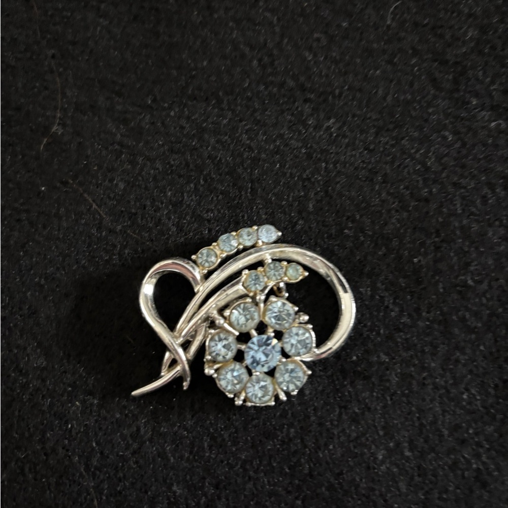 Elegant Silver and Blue Floral Brooch